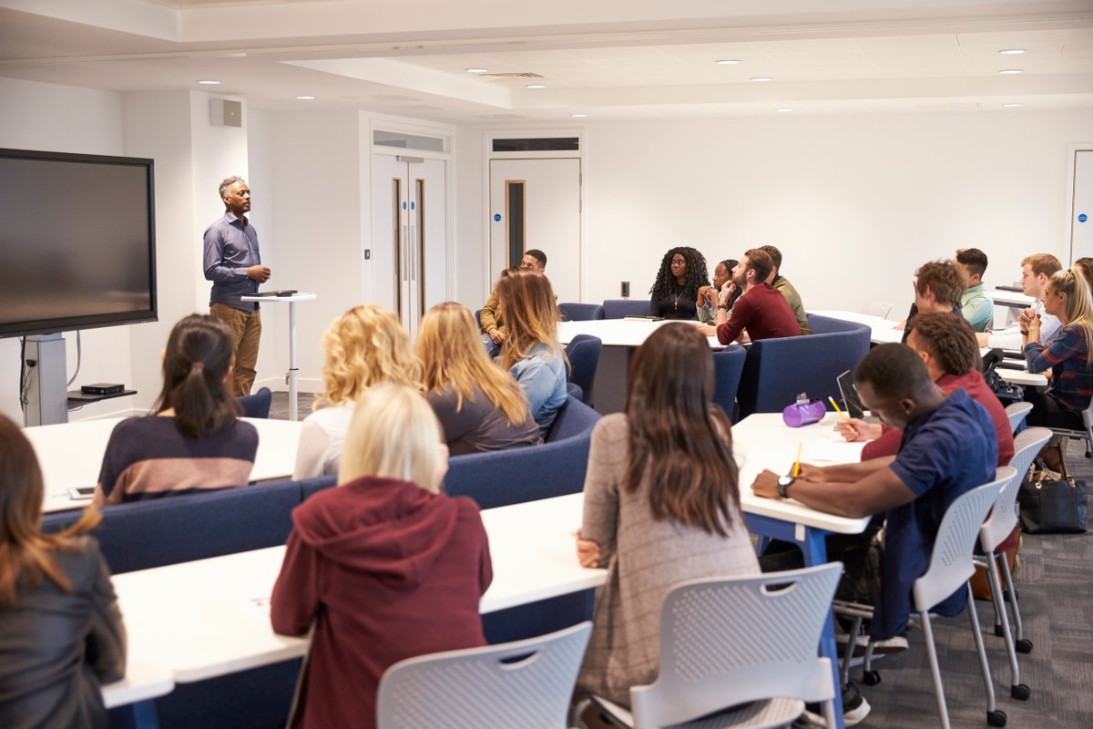 ECSorg's tweet image. Technical sessions are where fresh ideas meet real-time feedback!
Are you in Stockholm for #SOFCXIX? Swing by tomorrow and Friday to explore research and network with the next generation of SOFC experts! ow.ly/VO1S50WqIPn