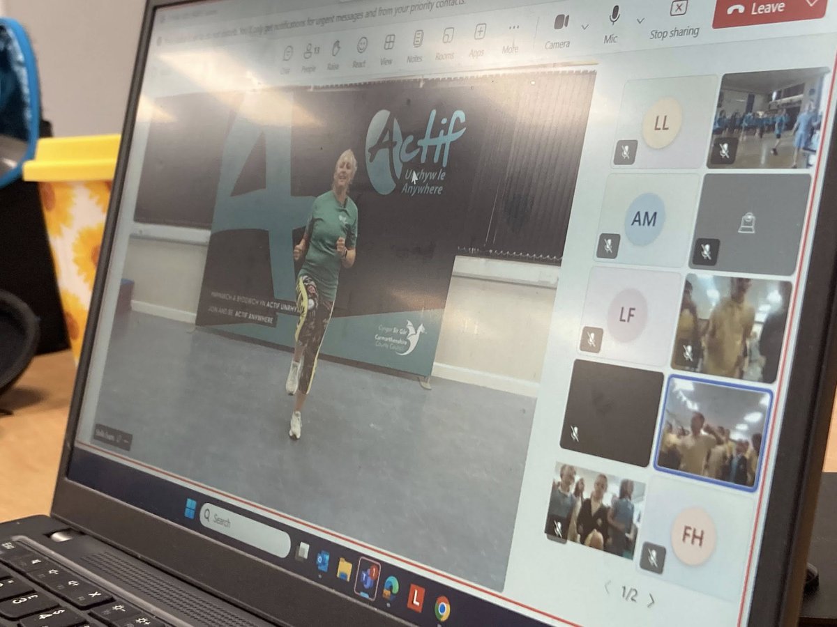 Drwy gydol y flwyddyn academaidd, mae sesiynau 'Actif Unrhyw Le i ysgolion' wedi cael eu ffrydio i ystafelloedd dosbarth ledled Sir Gaerfyrddin! 💻

Dyma Stella, Hyfforddwr Chwaraeon a Gweithgareddau Cymunedol (Digidol) yn arwain sesiynau ar gyfer cyn-ysgol, babanod ac iau. 🌟