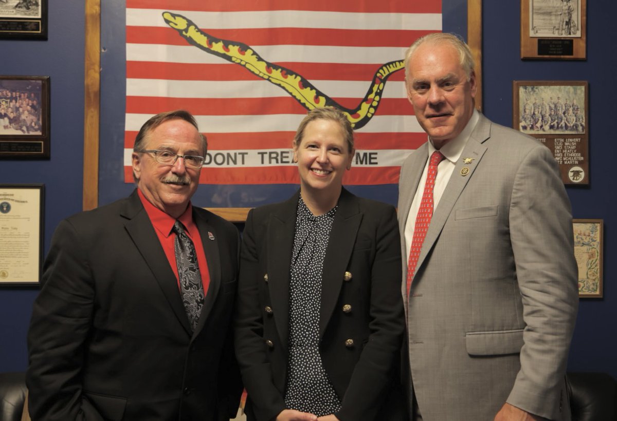 RepRyanZinke's tweet image. Great meeting with the American Loggers Council today. As a Montanan and former Secretary of the Interior, I know how important our timber industry is to forest health, jobs, and rural economies. I will continue to be an advocate for our loggers here in D.C.