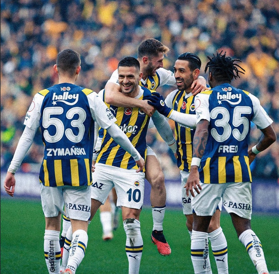 nazamafbli's tweet photo. nerden geldi bu fotoğraf senin aklına ben anlamadım ki https://t.co/hs1P5WNqwo