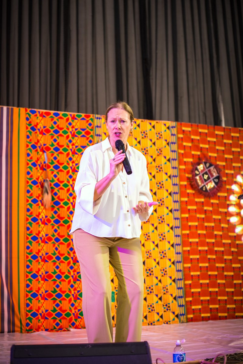 WAACSummit's tweet image. Dr. Julie Cooper, PhD: 

"It is not just an experience but an eternal wound. Trauma changes the way children develop. Survival is not enough for children. Trauma is so common and has become a way of life. We can provide better for children going through trauma." 

#WAACSUMMIT