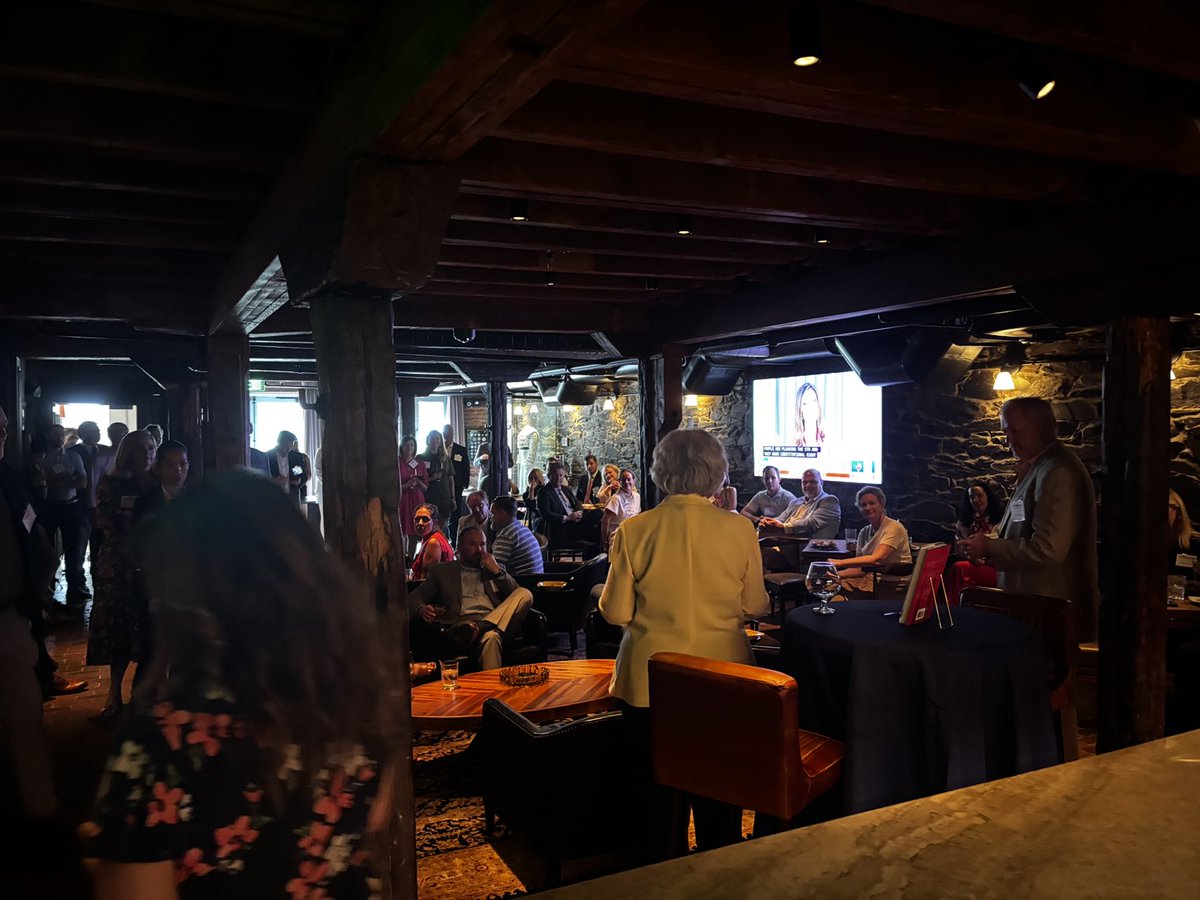 Heckuva crowd to salute ⁦<a href="/ZitoSalena/">ZitoSalena</a>⁩! Thanks to the COS for coming to join us!