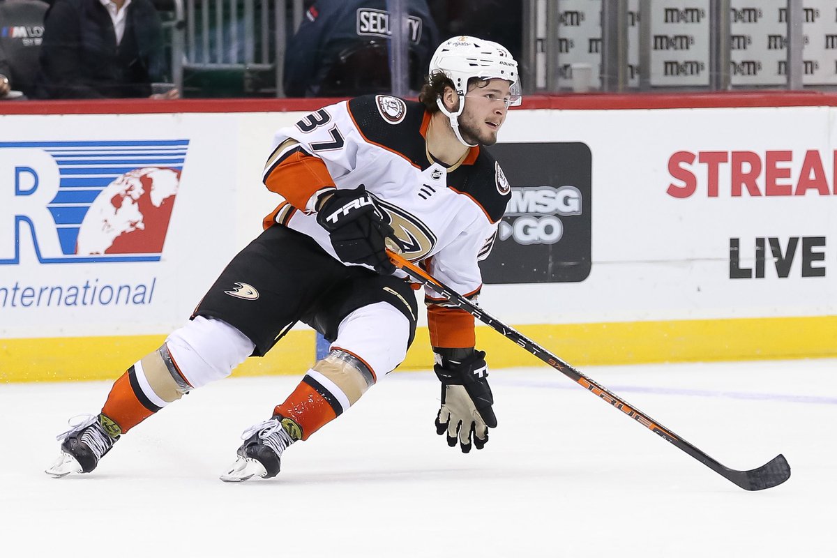 NHLTradeAlert's tweet image. Jeff Marek on @sekeresandprice from Friday: When asked about Anaheim he says “it’s probably the most that Mason McTavish has been available”. He says nothing Pat Verbeek would do would surprise him and there would be a lineup of teams interested. #FlyTogether #NHL