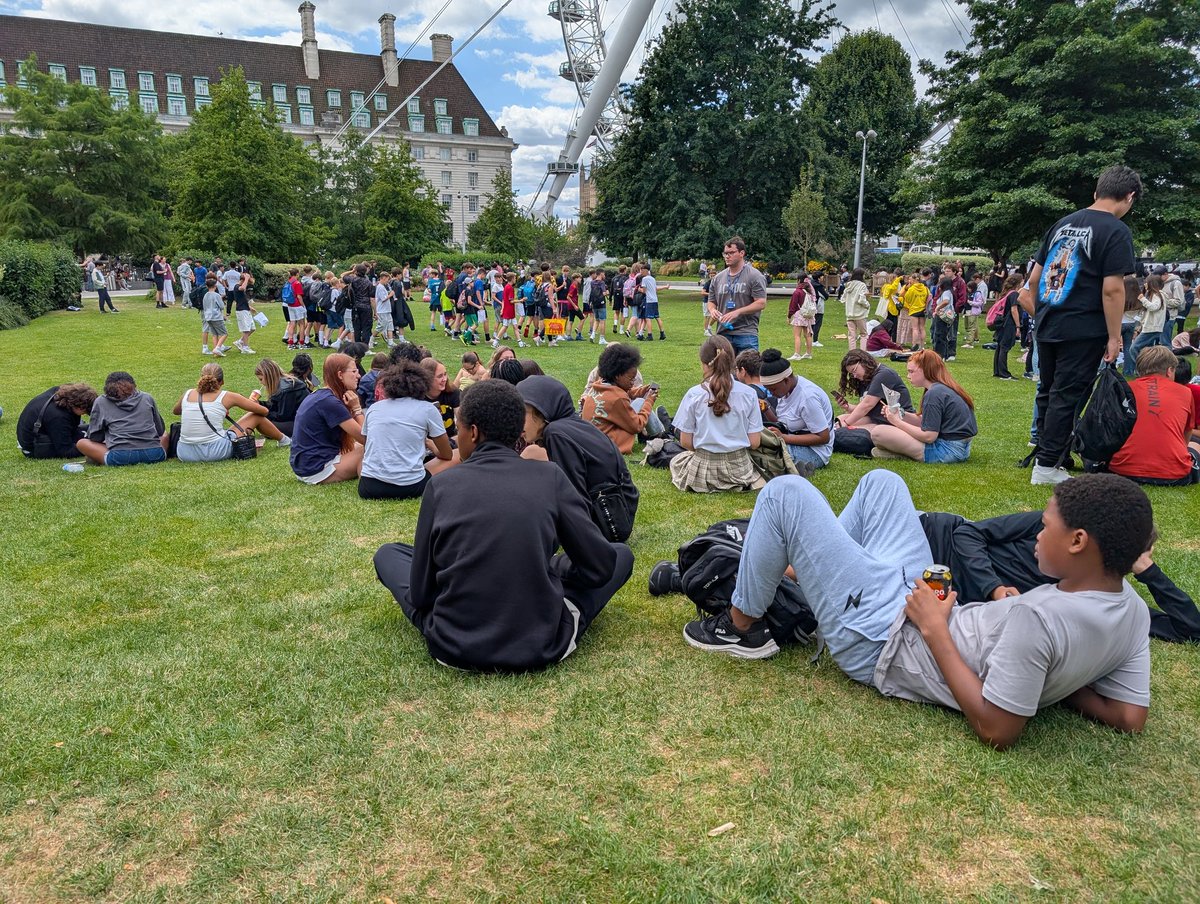 Activities Week Day 3- Students had a terrific time at the London Dungeons and got to experience the gruesome history of the capital over time. They then enjoyed a picnic at Jubilee Gardens with a view of the London Eye and Thames!