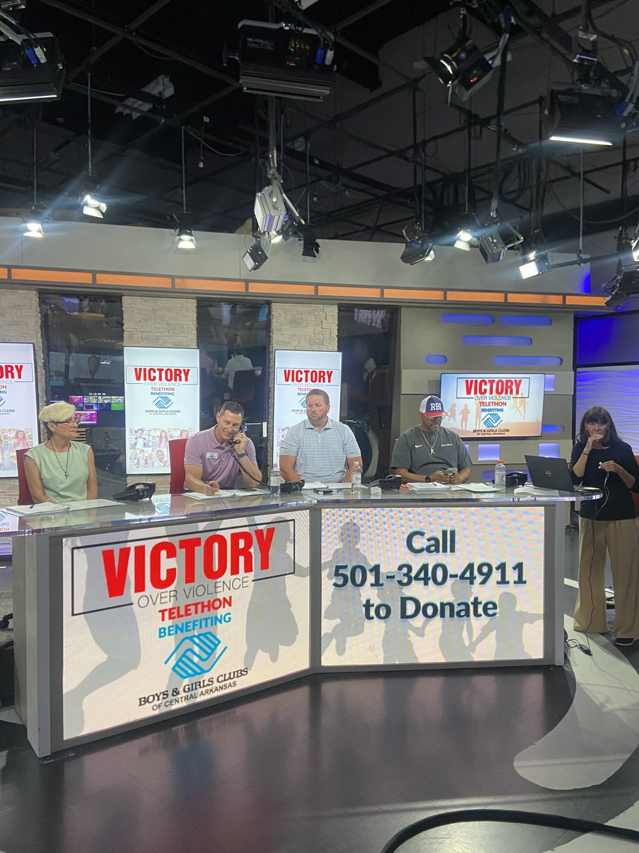 CarolineWDerby's tweet image. Today is the day! Give us a call at 501-340-4911 to donate to the Boys and Girls Clubs of Central Arkansas! @KARK4News @FOX16News