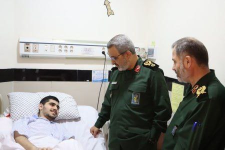 blogh_news's tweet image. فرماندهای به رنگ مازندران
حضور سردار غیبپرور به عنوان فرمانده لشکر ۲۵ کربلا، نشاندهنده اعتماد بالا به توانمندیهای او در هدایت نیروهای نظامی و بسیجی در منطقهای حساس و استراتژیک مثل مازندران بوده است.