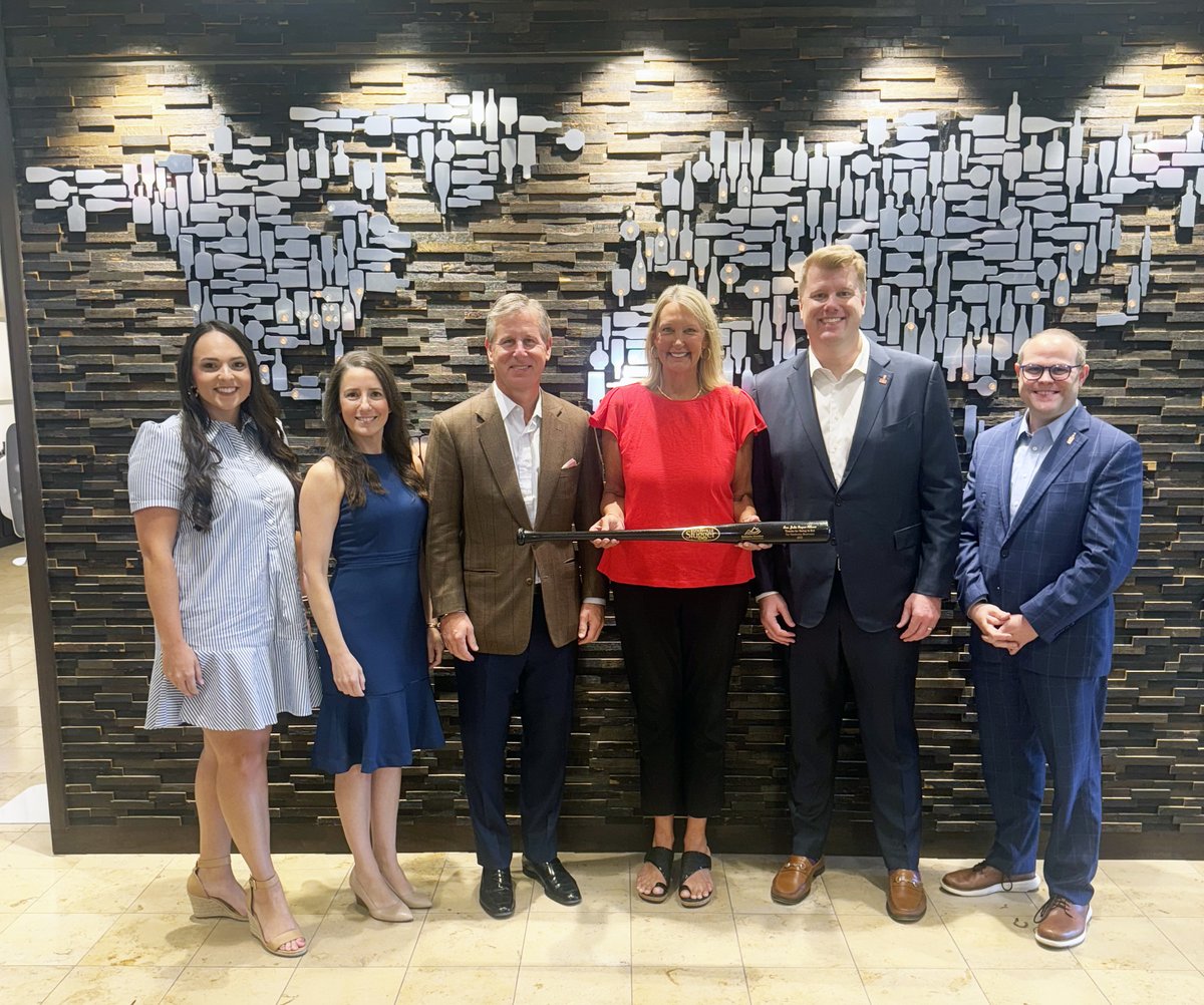 KyChamber's tweet image. Senator Julie Raque Adams was honored with a 2025 Kentucky Chamber MVP Award last week for her leadership during the legislative session. Get the details on The Bottom Line: kychamberbottomline.com/2025/07/16/sen…