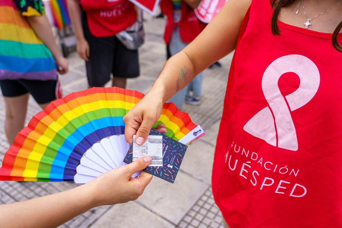 [Para quienes viven fuera de Argentina]
Hoy desde <a href="/FundHuesped/">Fundación Huésped</a> participamos en una campaña de <a href="/GlobalGiving/">GlobalGiving</a> que duplica la donación.

Pensá un deseo. ¿Pensaste en salud?

Sumate hoy desde el exterior y hacé que tu ayuda valga el doble: globalgiving.org/microprojects/…
