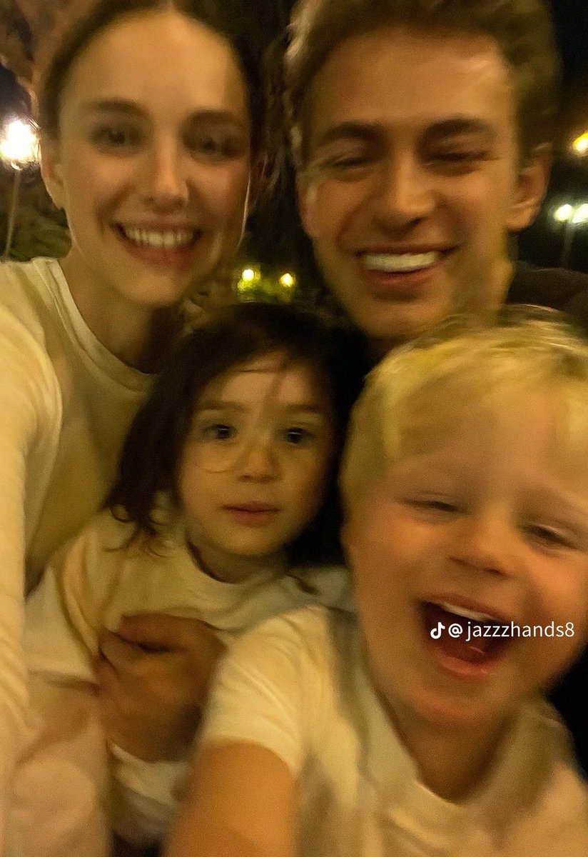 chiquitiitta's tweet image. agliyom sunlara bakin