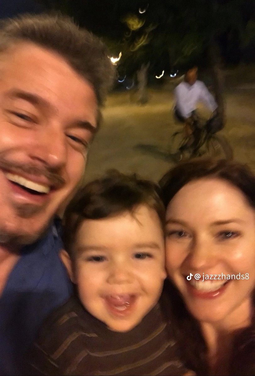 chiquitiitta's tweet image. agliyom sunlara bakin