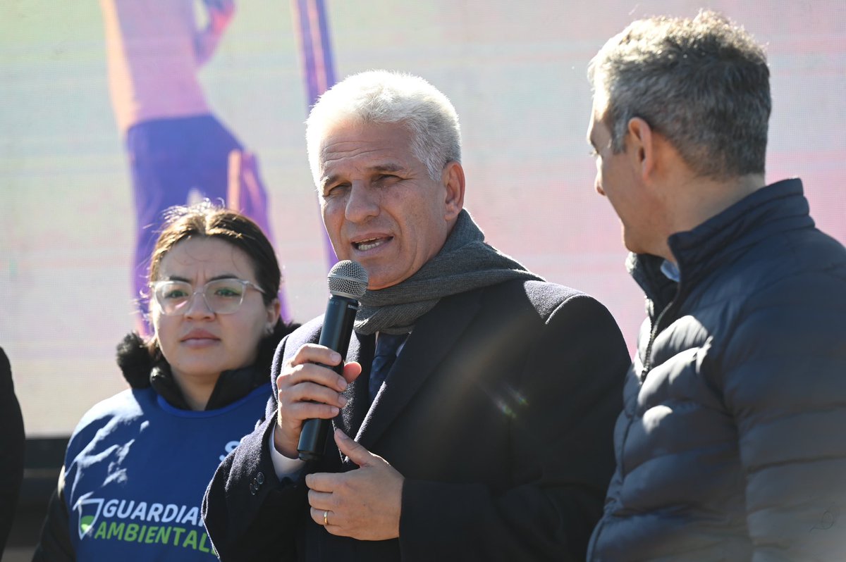 Acompañé al Intendente <a href="/gastonhissa/">Gaston</a> en la inauguración de la puesta en valor a nueva de la Plaza del Barrio Kennedy de la Ciudad de SAN LUIS. Bien !