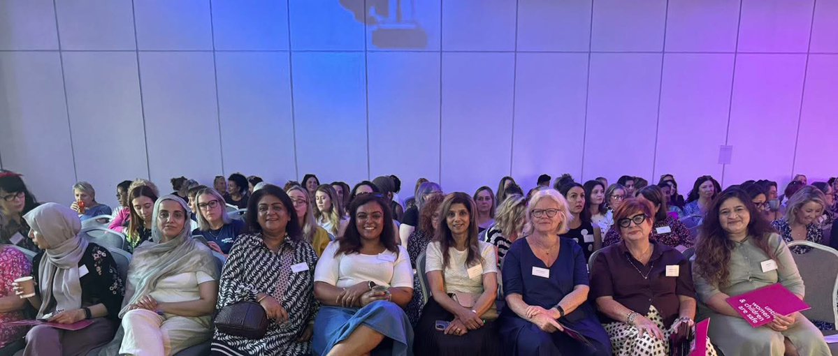 RoshniBham's tweet image. 1/2 Last week, we had the privilege of attending the @womensaid Conference in Nottingham. What an inspiring experience it was.
Listening to the powerful voices of women across the sector reminded me why we do this work. I left feeling energised, encouraged, & deeply motivated.