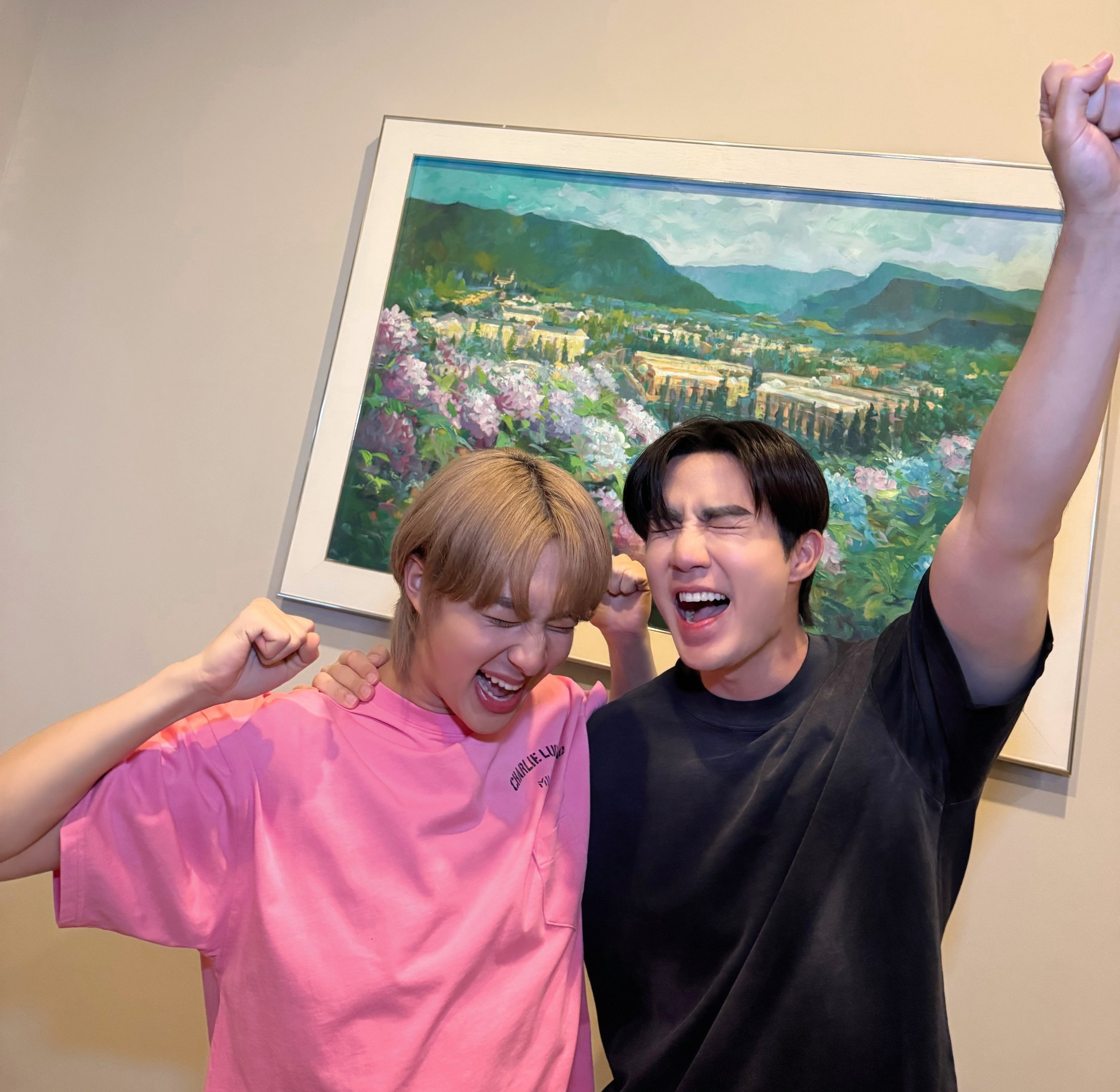 アイドル KIERA ZeeNuNew specialbox KIERA ZeeNuNew specialbox（Zee Pruk & Nunew: Boxing Moments