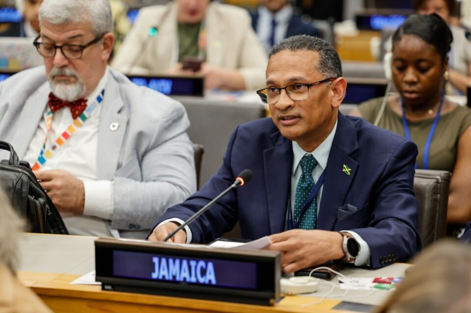 GlobalTaskforce's tweet image. 📍#LRGForum #HLPF2025
💬Brian Wallace, PR of Jamaica to the @UN @UNJamaica
"Progress and sustainability require accountability. #LocalGov can play a ctitical role to create inclusive spaces for dialogue, with the participation of youth, #CSOG
#Listen2Cities #2030Agenda