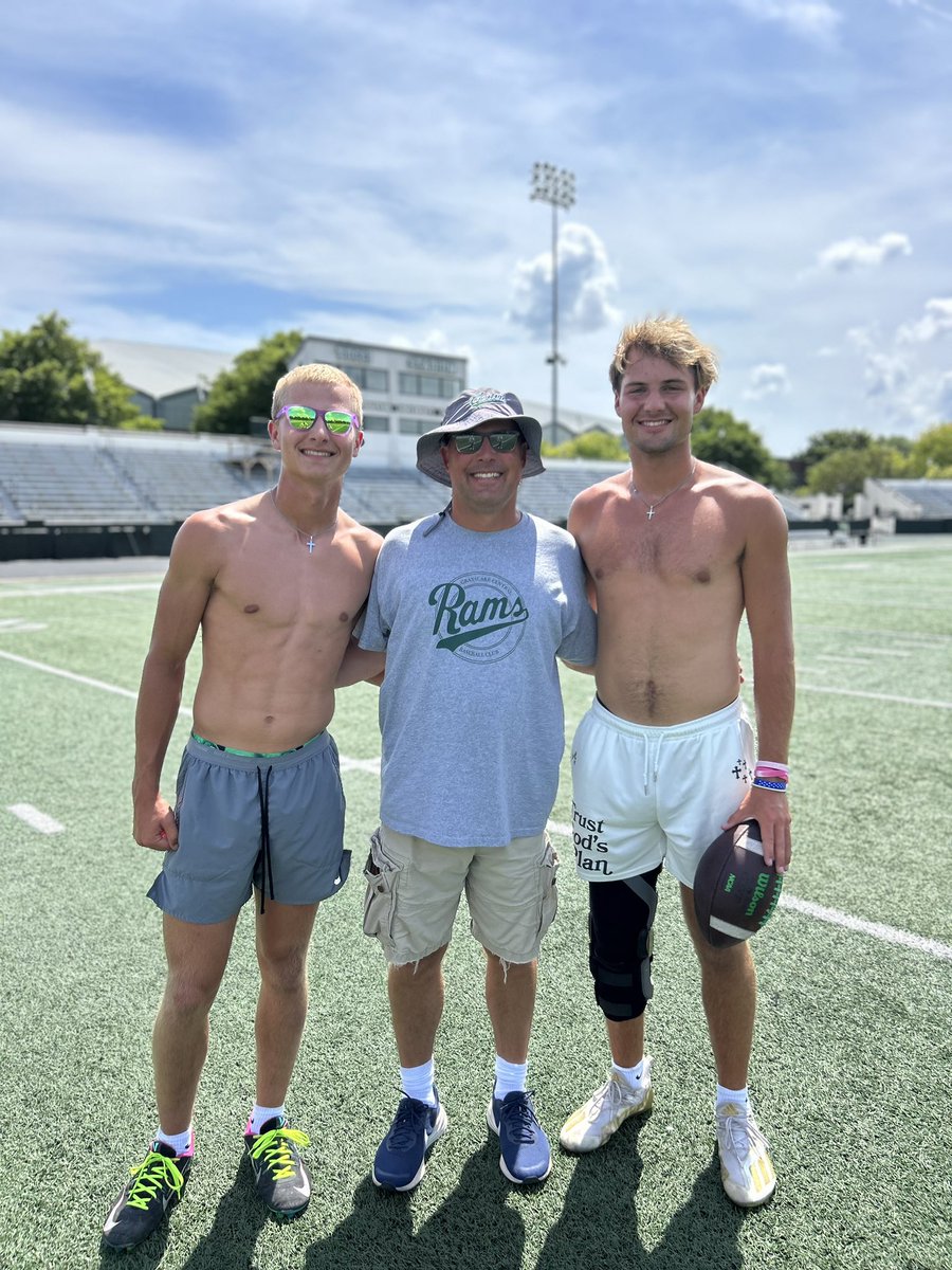 Had a great visit at <a href="/IWUTitanFball/">ILLINOIS WESLEYAN FOOTBALL</a> this past weekend. It was great to see the facilities and meet the coaches, as well as learning about the school! <a href="/regmac33/">Reggie McClure II</a> <a href="/GridironRams/">Grayslake Central Rams 🏈</a> <a href="/PrepRedzoneIL/">Prep Redzone Illinois</a>