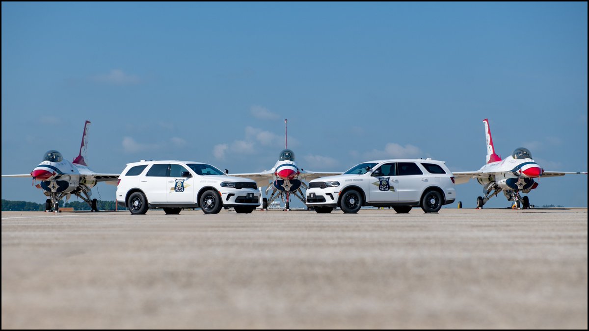 ISPPeru's tweet image. Huge THANK YOU to the @AFThunderbirds &amp;amp; @122fighterwing  for capturing epic shots of our ISP Durangos at the 2025 #fortwayneairshow! 🇺🇸✈️ Proud to support this event &amp;amp; be featured alongside such elite skill &amp;amp; patriotism. Join us → [indianatrooper.com] 
#FortWayneAirShow