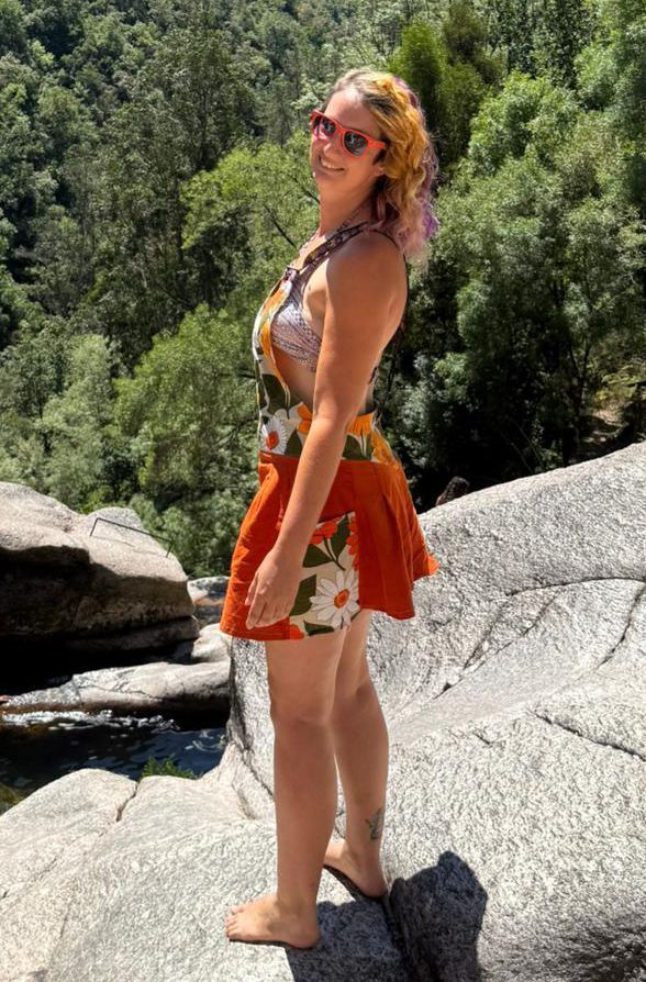 Made myself short dungarees from old curtains I found at a market, and I'm obsessed.  I'd love to find the time to make more stuff like this if it's something you'd be interested in seeing?

#dungarees #festivalfashion #festivalstyle #smallbusiness #slowfashion #upcycledfashion