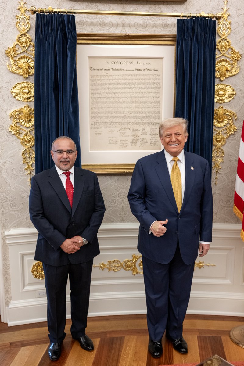 President Donald J. Trump and Bahrain Crown Prince and Prime Minister Salman bin Hamad Al Khalifa 🇺🇸🤝🇧🇭