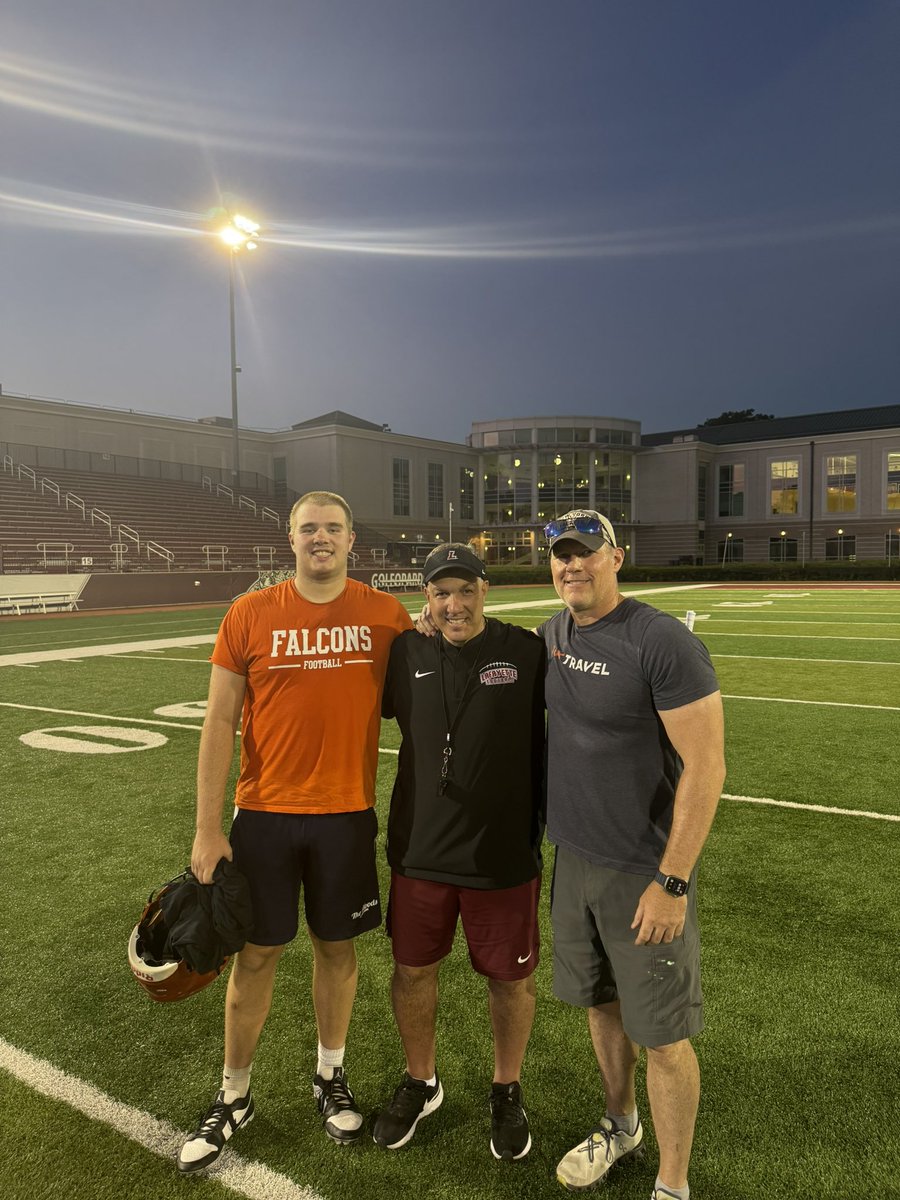the_evanknight's tweet image. Had a great time at the @LafColFootball camp yesterday and would like to thank @Coach__Trox @Coach_Saint and all the other coaches for this opportunity!
@andrejones1185