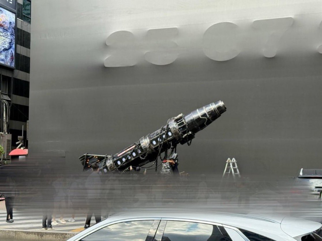 TXT IS ONE OF THE MOST INTERESTING GROUPS OUT THERE RIGHT NOW, AND I SAID WHAT I SAID.