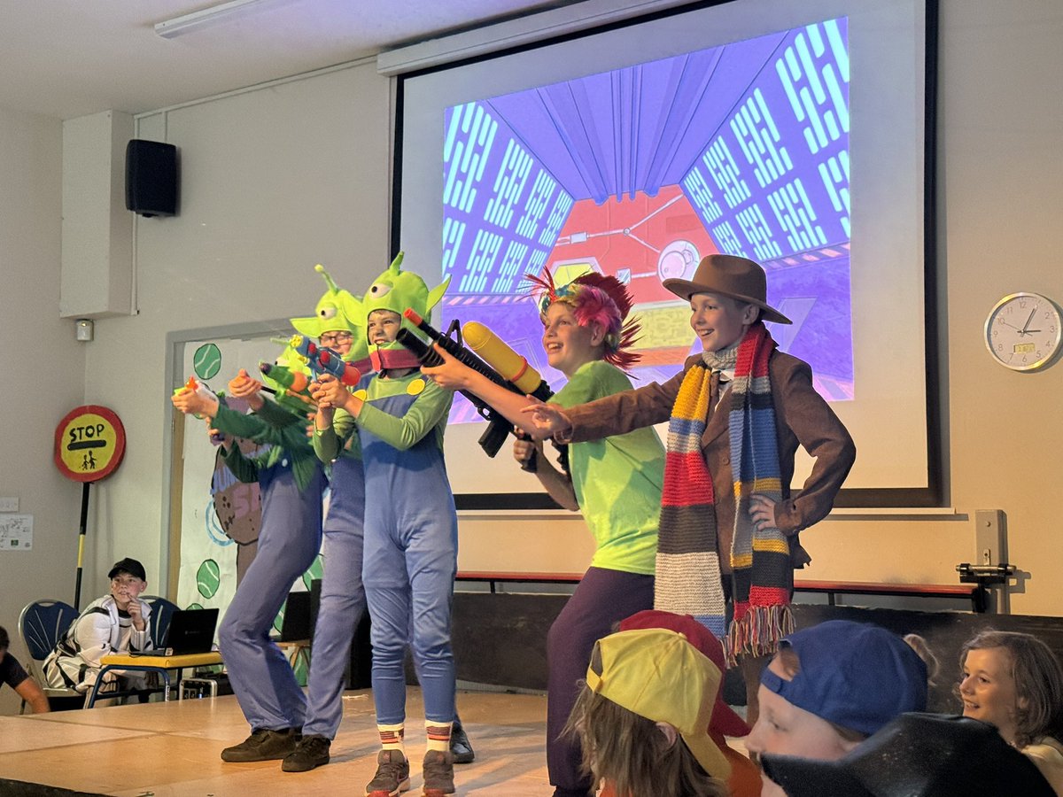 AckworthHoward's tweet photo. 🌟 Huge well done to Year 6 for their brilliant performance of Star Warts! A hilarious mix of sci-fi & tennis, packed with confident acting, super singing & standout soloists. Costumes & props were amazing—thank you families! You were all stars 🚀🎾🎭 #Proud #Y6Performance https://t.co/0dYID3yOzp