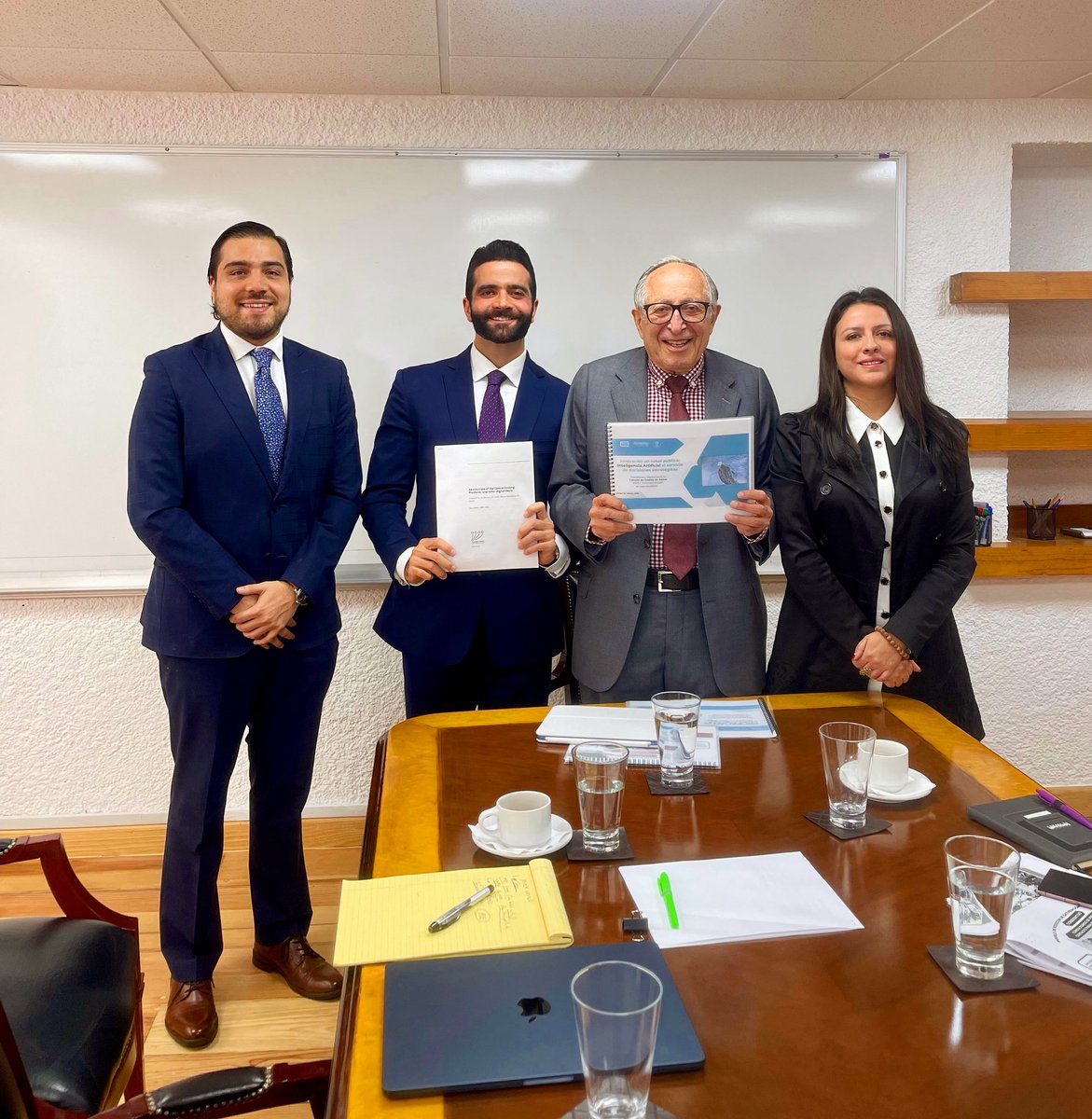 Kenji López-Cuevas (@kenjilopezcueva) on Twitter photo 📍 Hoy miércoles, sostuvimos una productiva reunión de trabajo con el Secretario de Salud de México, Dr. <a href="/DKershenobich/">Dr. David Kershenobich S</a>, y la Mtra. #AlejandraAlegríaArrieta, Titular de la Unidad Coordinadora de Vinculación de esta dependencia federal <a href="/SSalud_mx/">SALUD México</a>.
Entre los asuntos que 📍 Hoy miércoles, sostuvimos una productiva reunión de trabajo con el Secretario de Salud de México, Dr. <a href="/DKershenobich/">Dr. David Kershenobich S</a>, y la Mtra. #AlejandraAlegríaArrieta, Titular de la Unidad Coordinadora de Vinculación de esta dependencia federal <a href="/SSalud_mx/">SALUD México</a>.
Entre los asuntos que