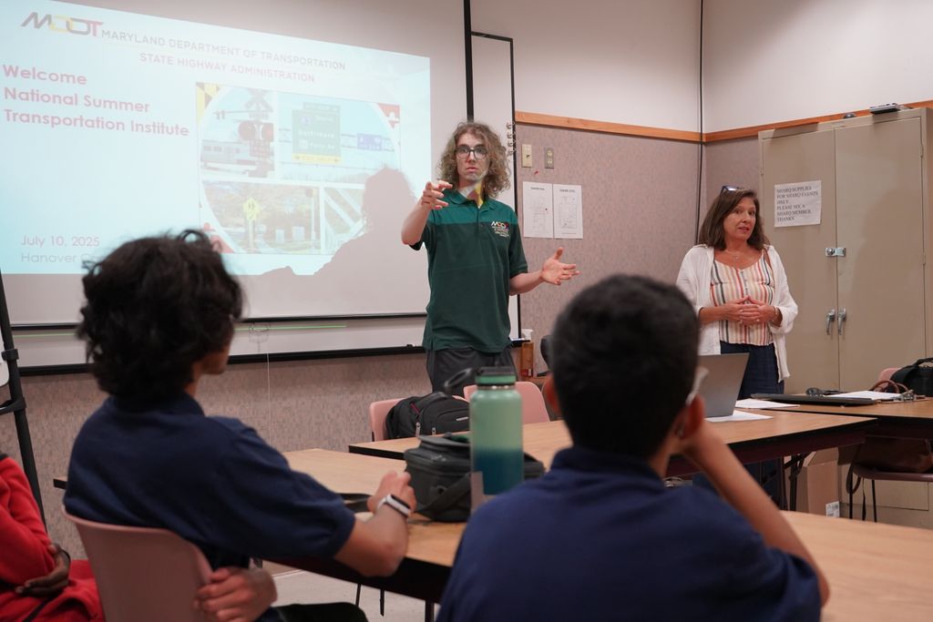 NTCMorgan's tweet image. Our National Summer Transportation Institute students got the chance to explore the @MDSHA Operations Center last week. Amazing to learn about the amazing staff and technology that make our roadways safe and effective!
#NSTI #SummerLearning #transportation
@soeatmorgan