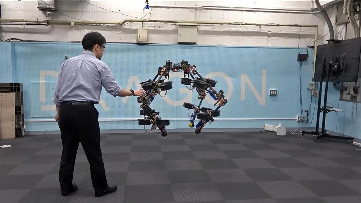 Researchers at the University of Tokyo’s Dragon Lab have built gloves that let you control drones just by moving your fingers