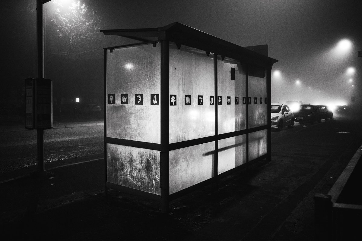 ZenoWatson's tweet image. Glasgow at night in the Fog. 🖤🤍