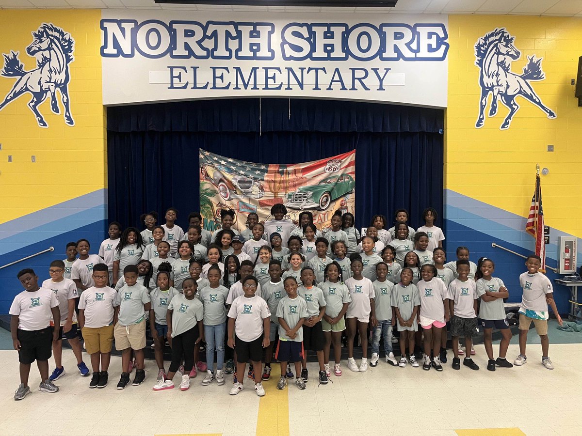 WalkOffJax's tweet image. The kids from the Boys & Girls Club at North Shore Elementary had a blast at today’s field trip! ⚾️ They got to watch some high-level @CCBLJAX baseball and are already excited to come back next time! 🙌 #CCBL #WalkOffCharities #YouthBaseball