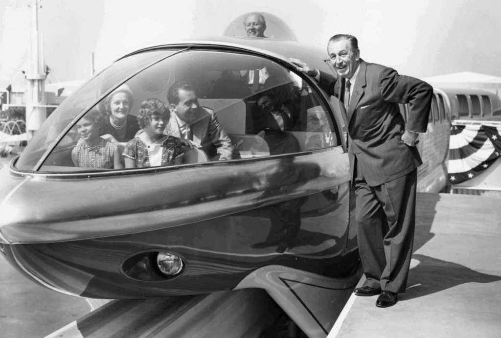 archivesfdn's tweet image. Walt Disney Presents… The Wonderful World of the Archives 🎬✨
@Disneyland is celebrating 70 years! So we're taking a look at unexpected Disney gems in the @USNatArchives, from WWII posters to the Nixon family's first visit to the park.
Explore more: archivesfoundation.org/newsletter/won…