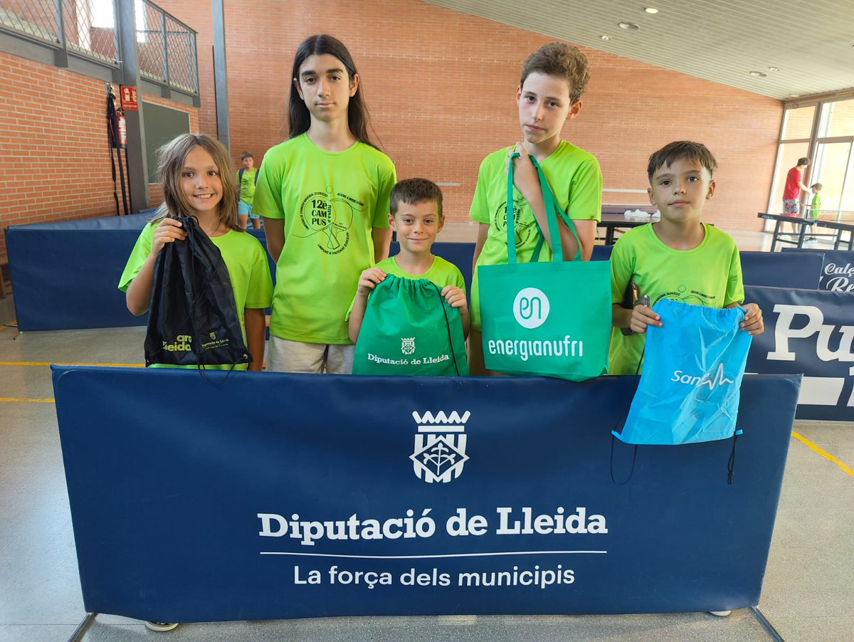 ➡️ I ells són els IMPRESCINDIBLES. Sense l'ajuda dels patrocinadors i administracions, moltes de les accions que duem a terme durant l'any al CTT Mollerussa serien IMPOSSIBLES!

✊ Una forma d'agrair-ho és lluint el seu logo a totes les samarretes del campus.