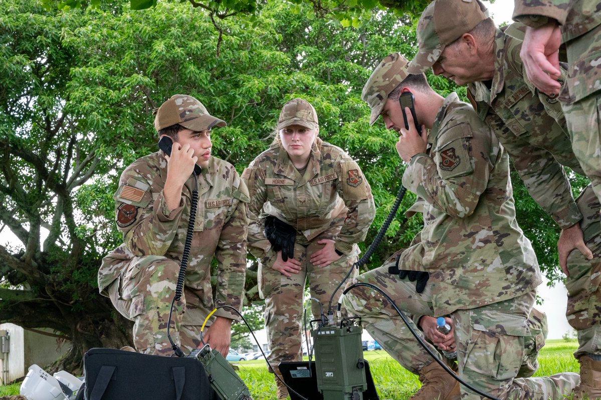 AirNatlGuard's tweet image. .@TNMilitaryDept Airmen integrated with #TotalForce, joint and host-nation counterparts for annual training in Okinawa, Japan.
The high-tempo environment enables Airmen to experience the pace and challenges of working in the @INDOPACOM theater.
🔗ang.af.mil/Media/Article-…