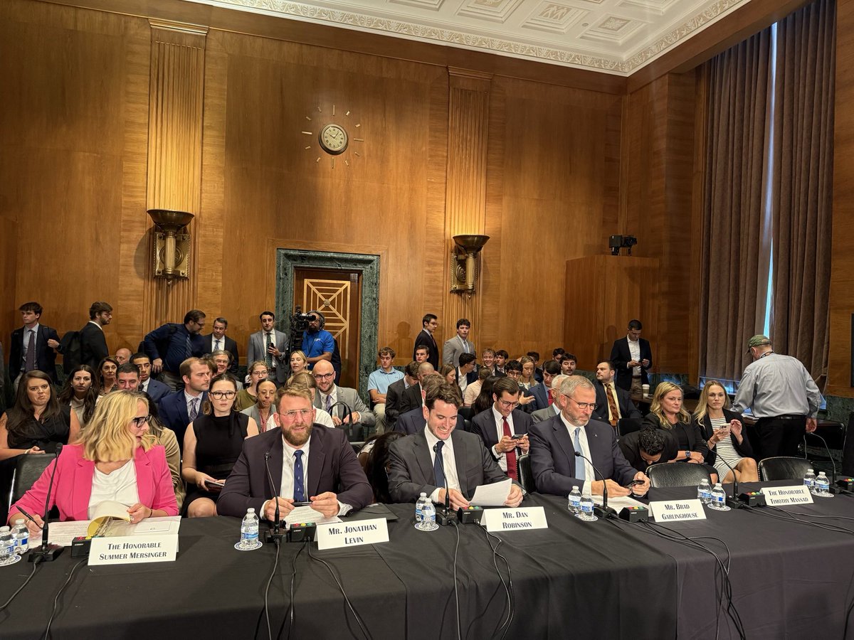 Thank you to @SenatorTimScott and the Senate Banking Committee for the  opportunity to testify today. I am grateful for the substantive discussion.  @blockchainassn stands ready to support our policymakers as they advance