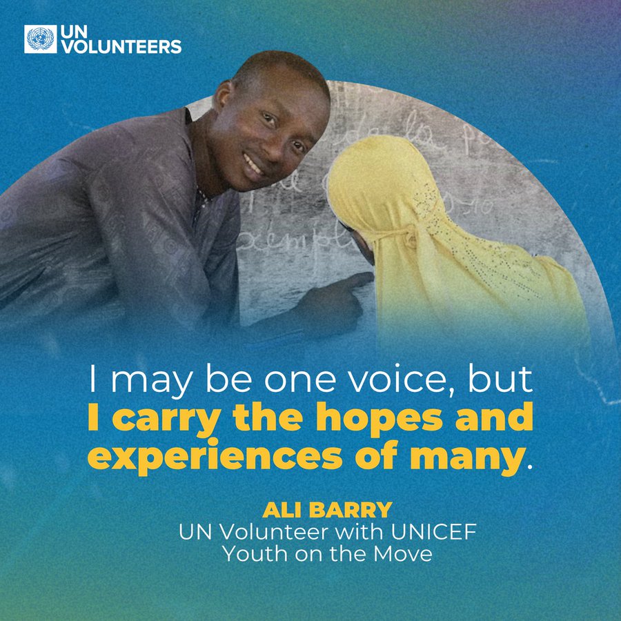 Ali grew up in #BurkinaFaso 🇧🇫
When violence broke out, he was targeted for helping others.
As the danger grew, he fled to Côte d’Ivoire 🇨🇮 and became a #refugee.
Now, Ali volunteers with <a href="/UNICEF/">UNICEF</a> to help others move forward 🔗

unvolunteers.exposure.co/carrying-the-h…