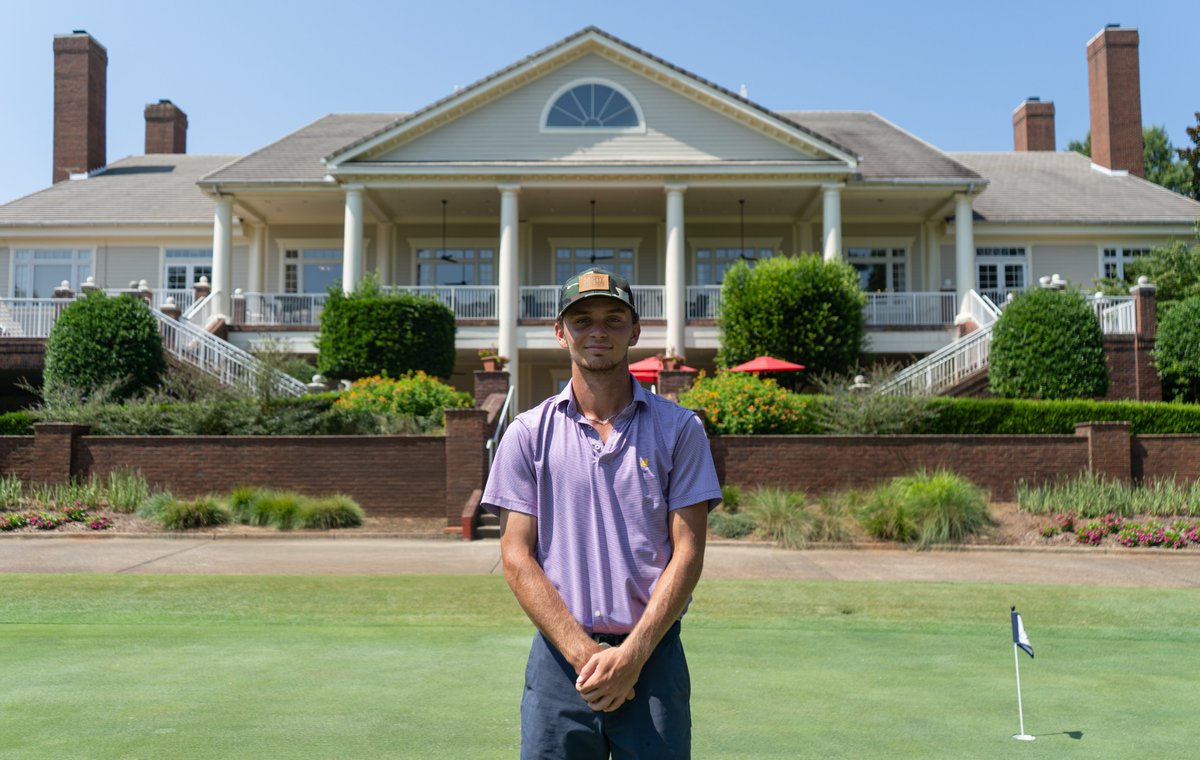 Congratulations to our very own Davis Wotnosky on winning the 47th North &amp; South Junior Amateur Championship at Pinehurst! 🏆

Davis battled through tough conditions and came out on top with an impressive 10-under finish to claim the Putter Boy trophy.