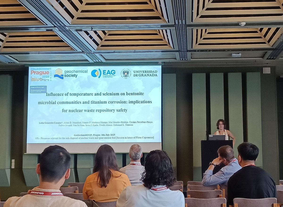 microlab103's tweet image. This week, @maarmh and Lidia are attending the #Goldschmidt2025 Conference in Prague! They’re presenting exciting new research on the microbiology of deep geological nuclear waste repositories, shedding light on how microbes behave in extreme, long-term storage environments. 🦠☢️