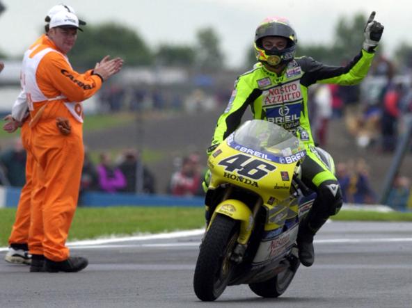 zdravkost's tweet photo. On July 9, 2000, at the British GP in Donington Park, Valentino Rossi won his first 500cc GP aboard the Honda NSR500. © AP https://t.co/abqc3PZAwn