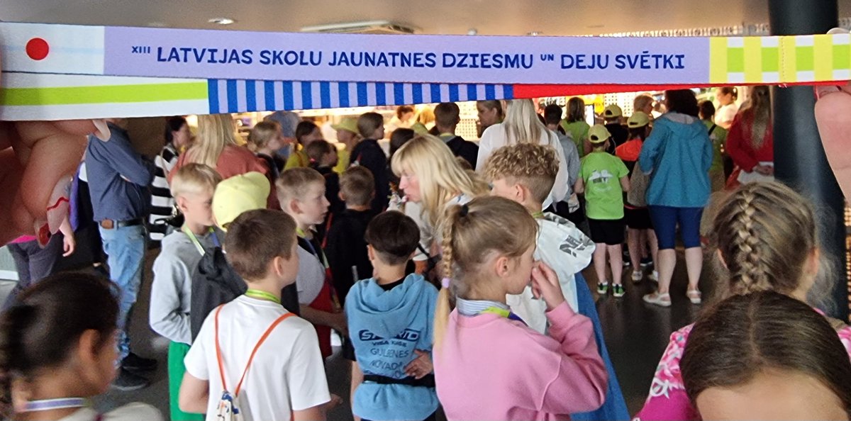 Rīgas Motormuzejs (@motormuzejs) on Twitter photo No 8. līdz 13. jūlijam XIII Latvijas Skolu jaunatnes dziesmu un deju svētku dalībniekiem ieeja <a href="/Motormuzejs/">Rīgas Motormuzejs</a> bez maksas!
Prieks jūs visus satikt!🙌
<a href="/nacgavilet/">Nāc gavilēt!</a> No 8. līdz 13. jūlijam XIII Latvijas Skolu jaunatnes dziesmu un deju svētku dalībniekiem ieeja <a href="/Motormuzejs/">Rīgas Motormuzejs</a> bez maksas!
Prieks jūs visus satikt!🙌
<a href="/nacgavilet/">Nāc gavilēt!</a>