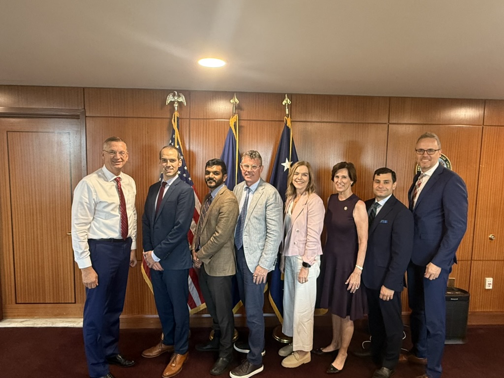 PsychedelicsRX's tweet image. The Association for Prescription Psychedelics recently met with VA Secretary Doug Collins for a forward-focused conversation on innovative, science-driven approaches to improving mental health care for veterans.
