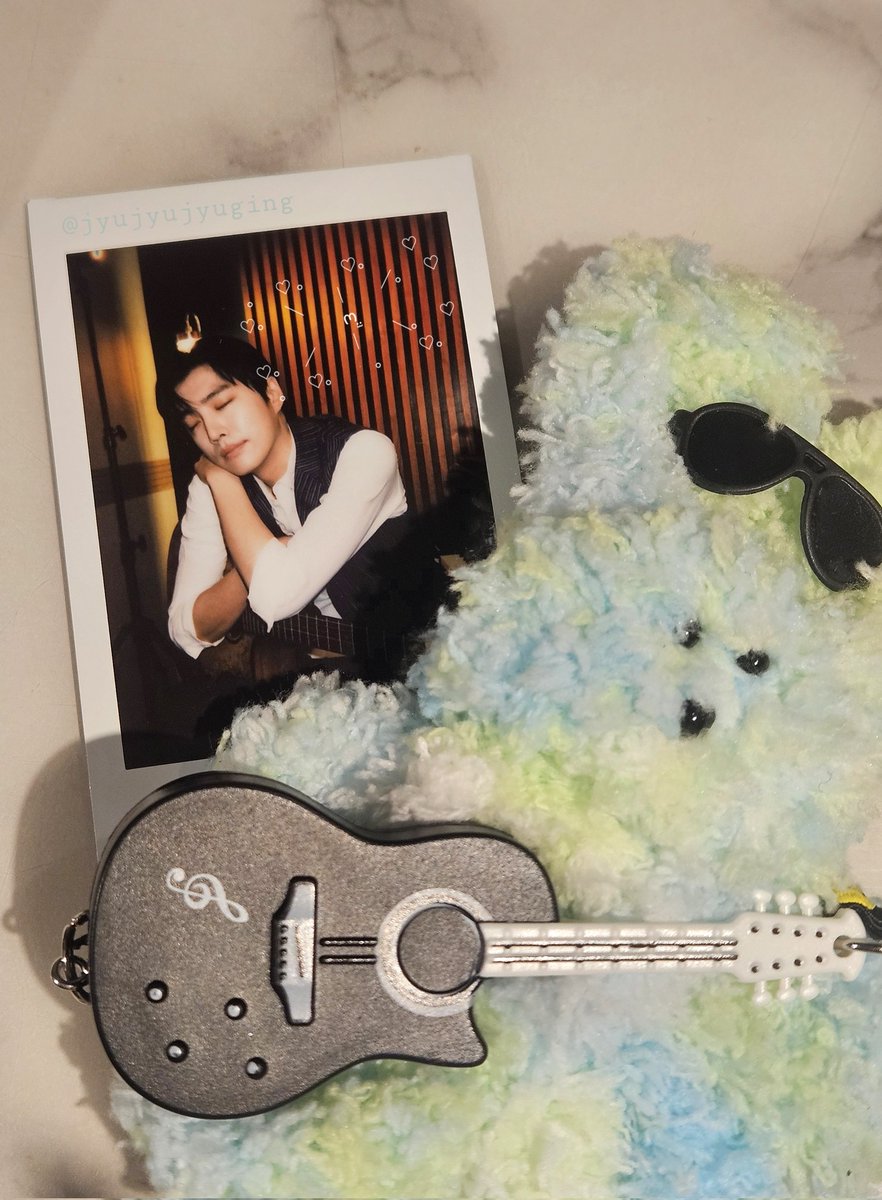 사실 저 . . 프로필공유 이벤트에 당첨됐었어요 ◠ ̫◠
아름다운 녕짹 폴라 같이 봐용 -`♡´-