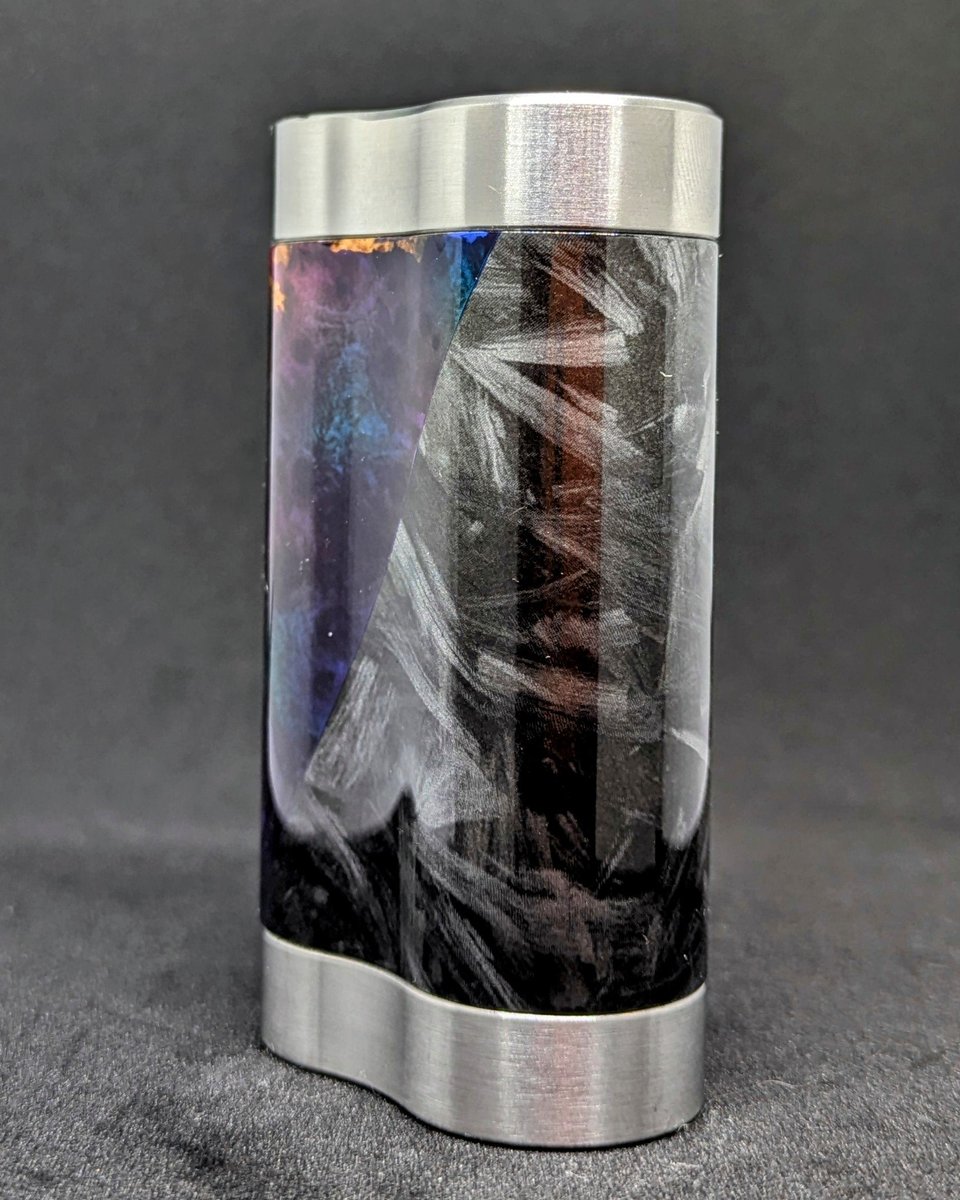 283Design_works's tweet photo. #custompaint 🖌
dicodes Dani Box Miniの
#vape放出 です

#ForgedCarbon と #StabilizedWood
を組み合わせた様な
#カスタム塗装 となります

中古ベース 本体のみ 送料込 38k

ご質問等ございましたらDMよろしくお願いします┏○ﾍﾟｺｯ

#fakepaint
#283Mod https://t.co/pAbaxVAYv2