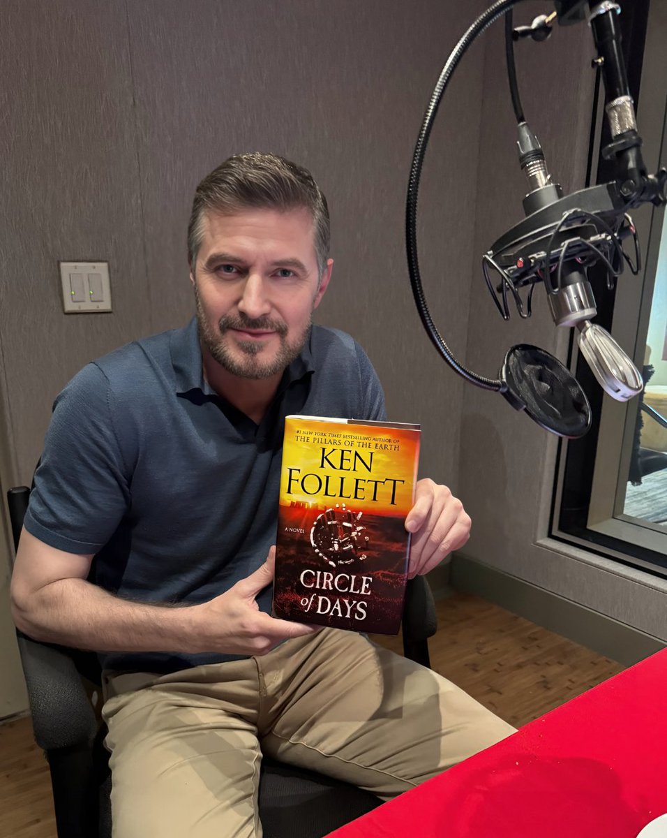 I am delighted to announce that the audiobook of my new novel, #CircleOfDays, will be narrated by Richard Armitage. Richard is a true talent who has narrated several of my books. You can pre-order the audiobook now: geni.us/CoD-audible