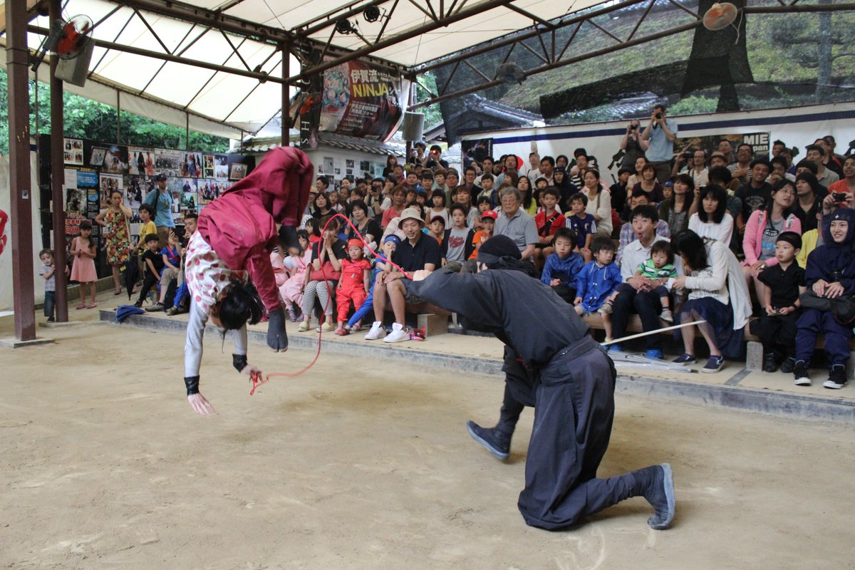 JapaninCanada's tweet image. 💎Japan Gems 6-Mie⑤💎
You cannot miss the Ninja experience in Mie Prefecture! Ninjas have a long history and the Iga ninjas from the Iga region of Mie are famous. Ninja fans can become a ninja and throw shuriken, or watch live ninja shows.🥷