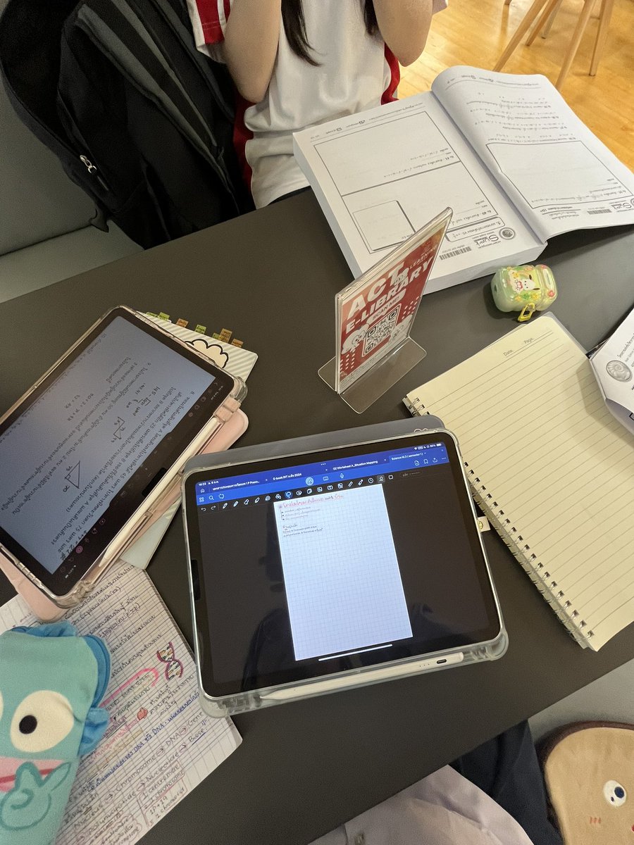 antnut8778's tweet photo. nearly exam season 💀💀🍀🍀 #dek72 #study3antty #studytwt https://t.co/2fa9ST4v6h