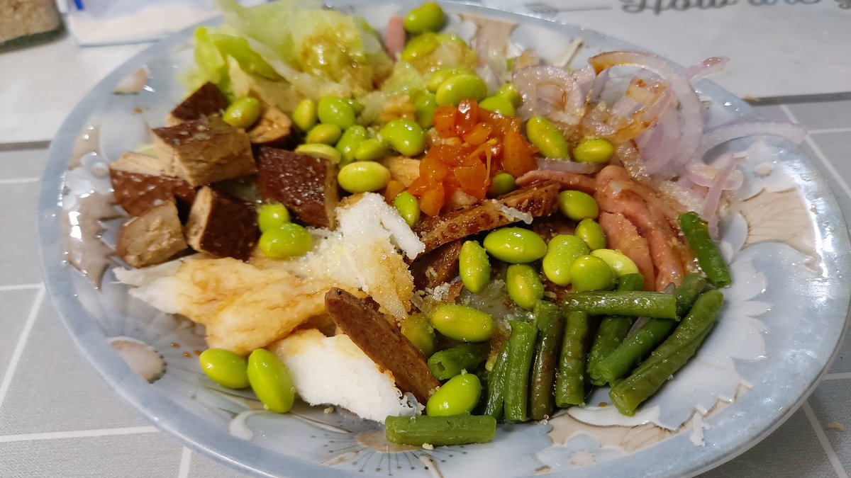 MonaSan271550's tweet image. Dinner 😊 little spicy 🔥
#dinner #food #cooking #Vegetable