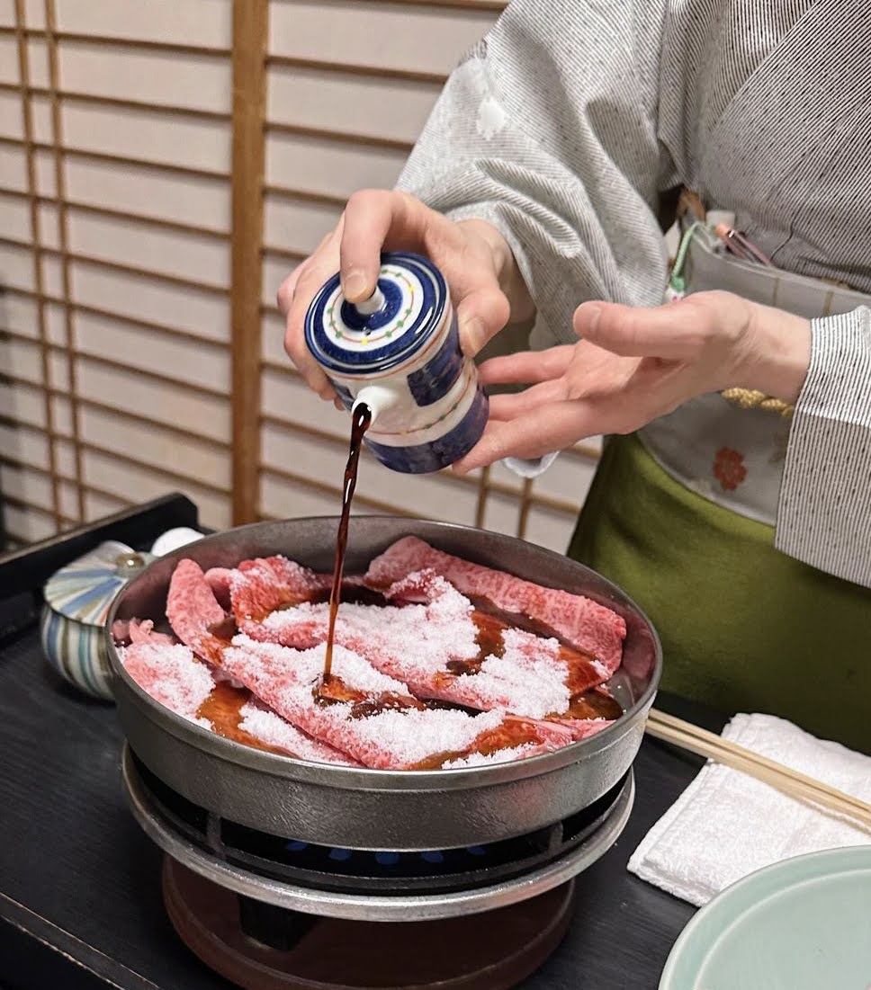 JapaninCanada's tweet image. 💎Japan Gems 6-Mie⑥💎
Matsusaka beef is a brand of Wagyu beef raised in the Matsusaka area of Mie🥩. Matsusaka beef is well known for its beautiful marbling and tender texture. Why not enjoy the rich flavor of Matsusaka beef while taking in the old-town atmosphere?