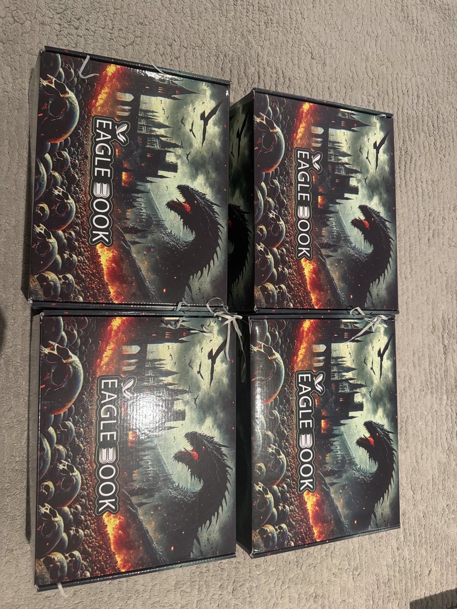 nullbyt4's tweet image. الكتب توصل وهي بحاله ممتازه وخدمة العملاء عشره على عشره، يعطيكم العافية @EAGLE4BOOK