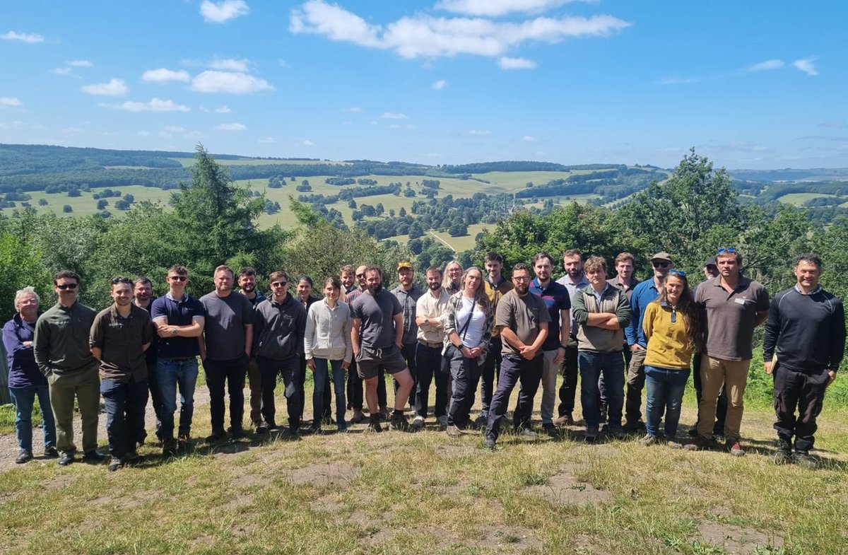 TheICF's tweet image. Great to be at Chatsworth Estate for our Early Career Professionals Study Tour this week 🌞
From woodland establishment to sustainable estate management and sawmill operations, it was an excellent opportunity for early career professionals to meet and learn from the experts.