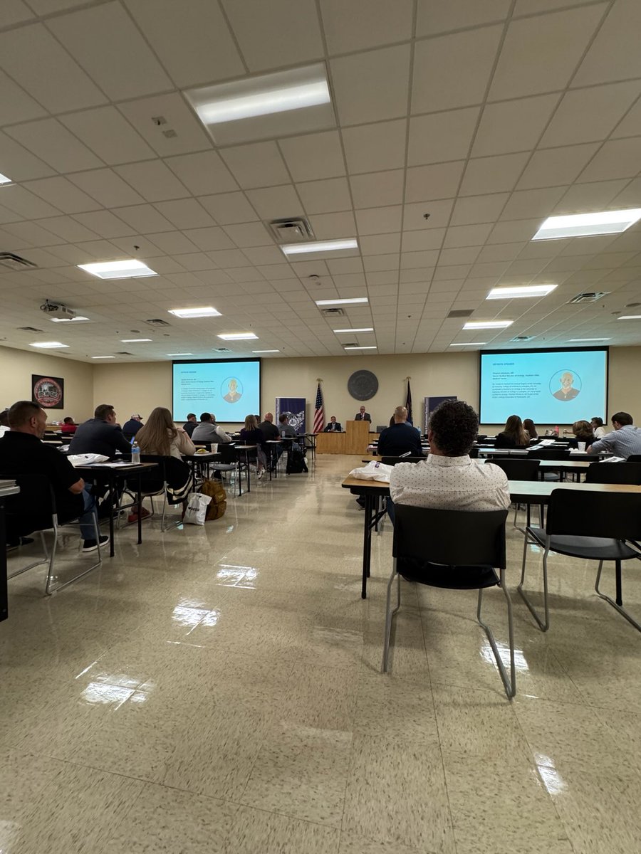 OhioTrades's tweet image. “There is a silent crisis in men’s health.” - Dr. Stephen Woolums' keynote address to the Ohio Building Trades leaders on Mental Health and Suicide Prevention in the trades.